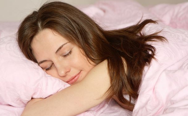 夏季睡眠不足吃什么水果？夏季睡眠不足有哪些危害？